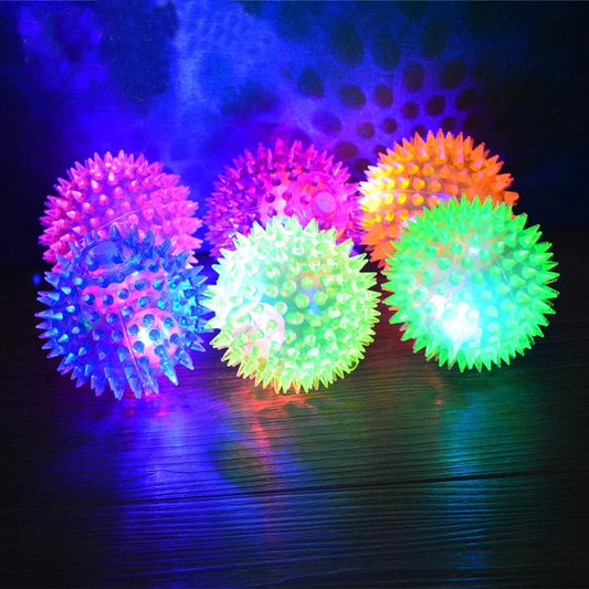 Light up Squeaky Dog Balls, Led Dog Balls for Aggressive Chewers Puppy Chew Toys for Teething, Glow in the Dark Dog Balls, Spikey Dog Balls for Small, Medium, Large Dogs